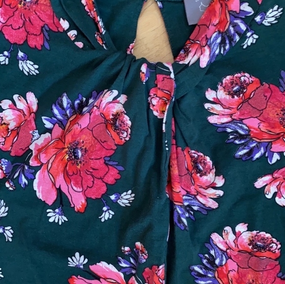 Anthropologie Vanessa Virginia Stretchy Top. Like New! - Picture 7 of 13